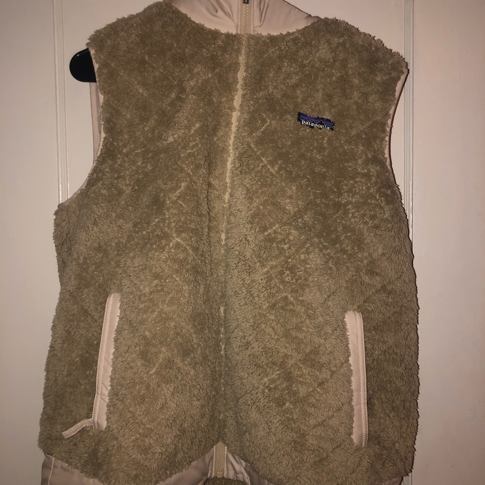 Los Gatos vest